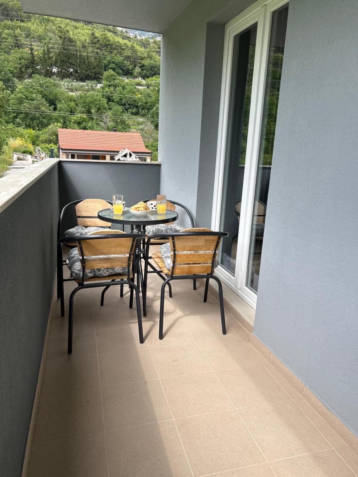 Bubalo Apartamento Omiš