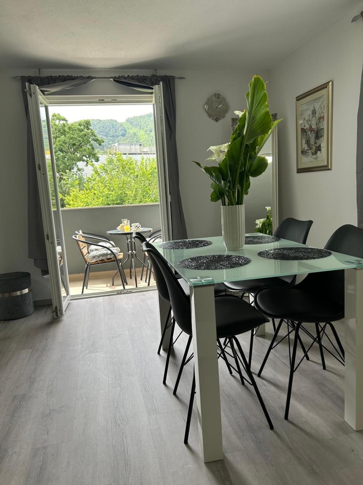 Apartament Bubalo *